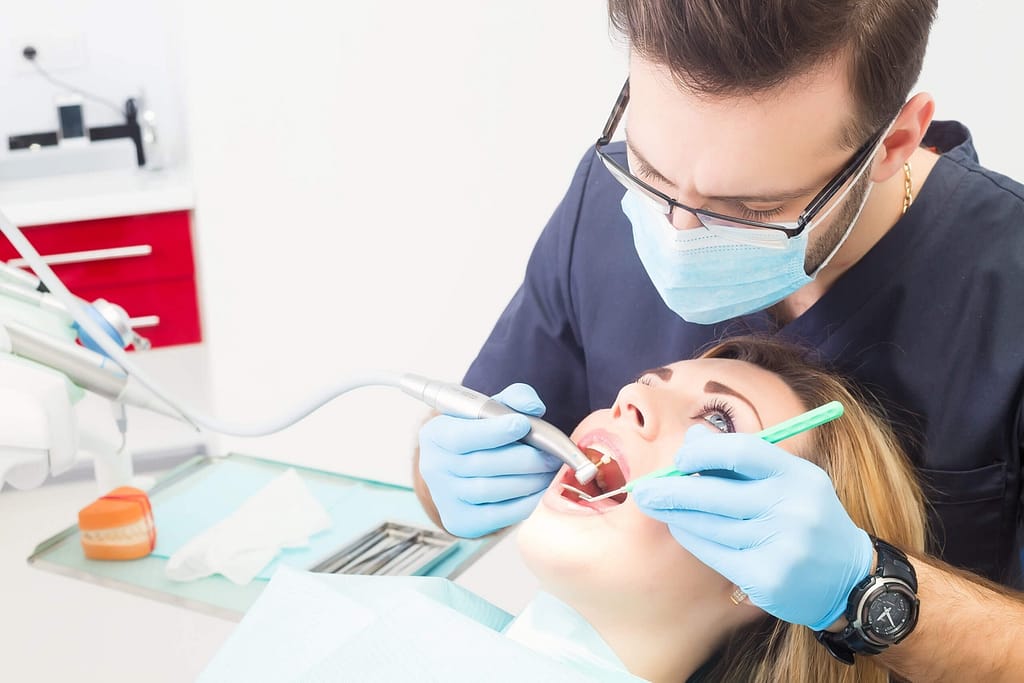 Which Dentist Nearby Accepts Medicaid? Best Dental clinic near me